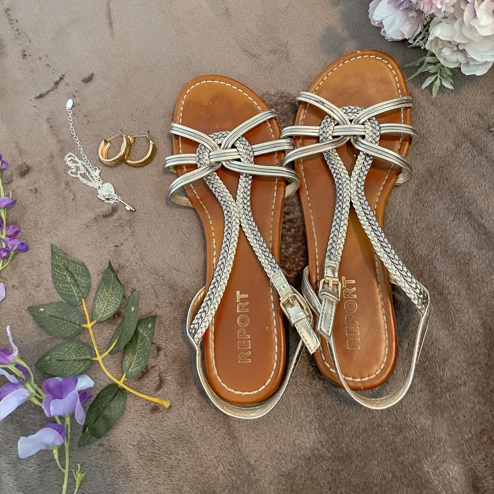Report sandals
